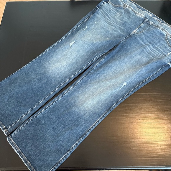 torrid Denim - Torrid Blue lean Jean super soft Bootcut Jeans size 3X short NWT